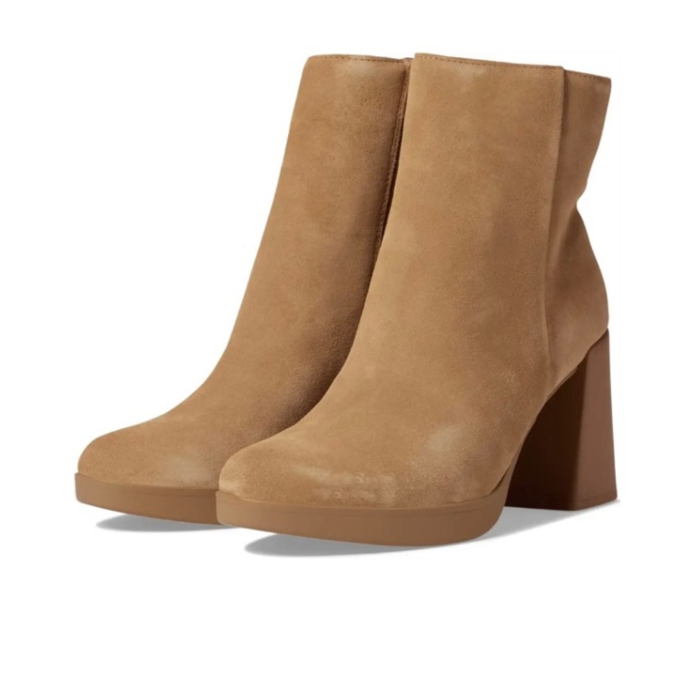 Naturalizer Womens Genn Reach Tan Suede Ankle Almond Toe Booties Shoes